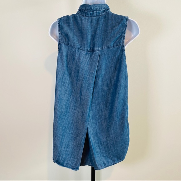 Banana Republic Sleeveless Pleated Back Collared Shirt Size S - Picture 2 of 8